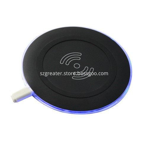 Portable wireless charger for cellphone